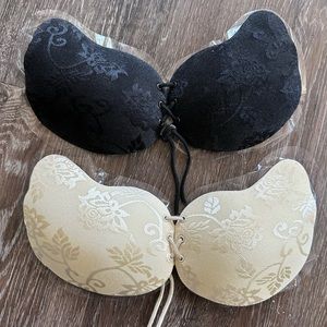 2 Pack - sticky bra, center closure